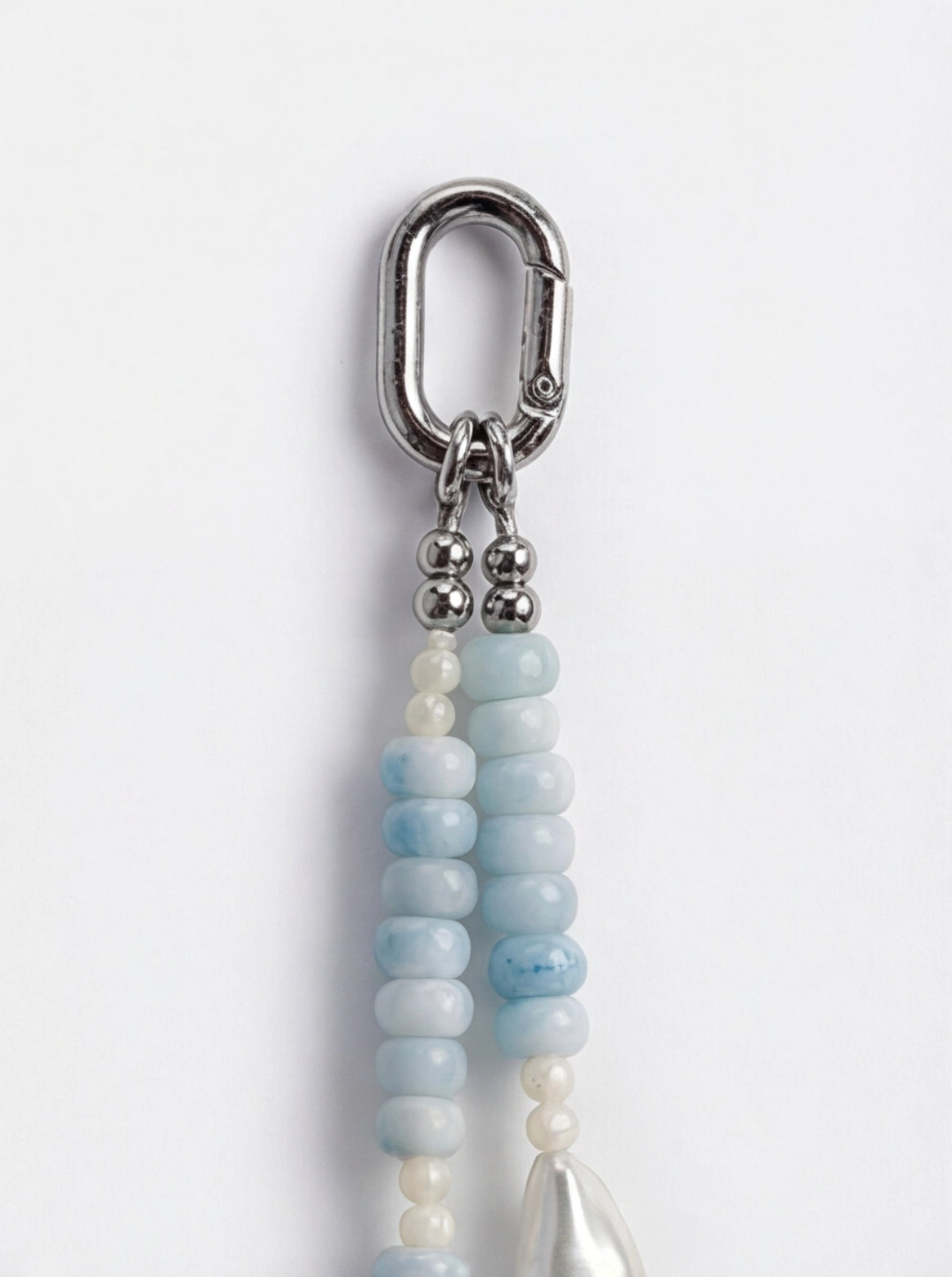 Aquamarine · Ice Blue — Hands-Free Chain