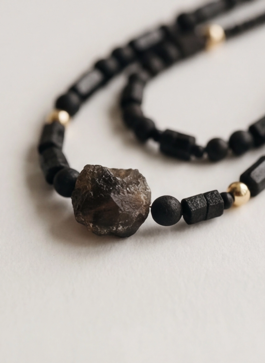 Obsidian · Midnight Black — Hands-Free Chain