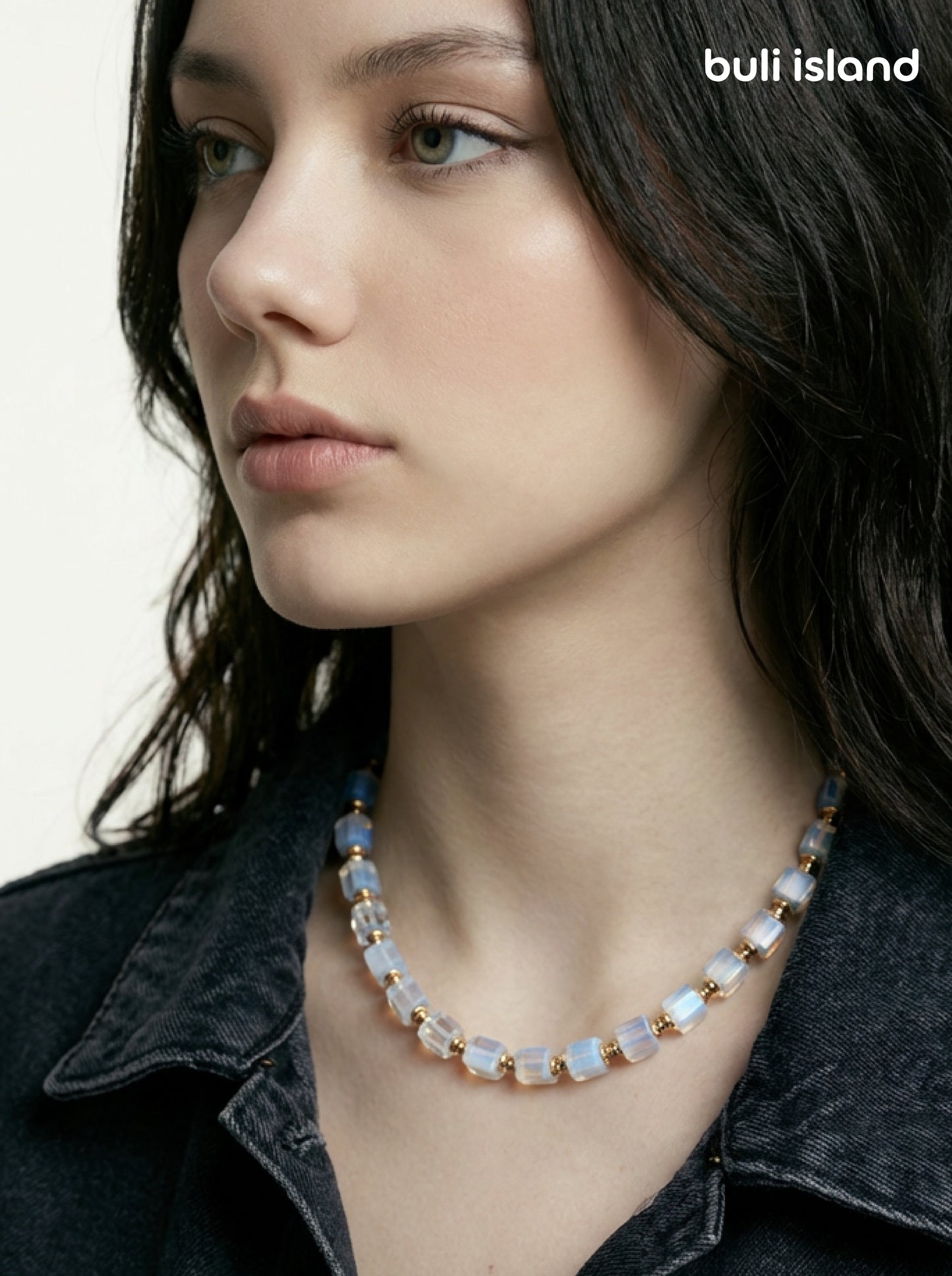 Aquamarine · Sky Blue — Hands-Free Chain