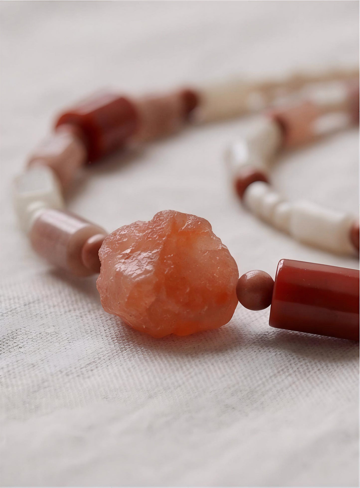 Red Agate & Quartz · Red / Ivory — Hands-Free Chain
