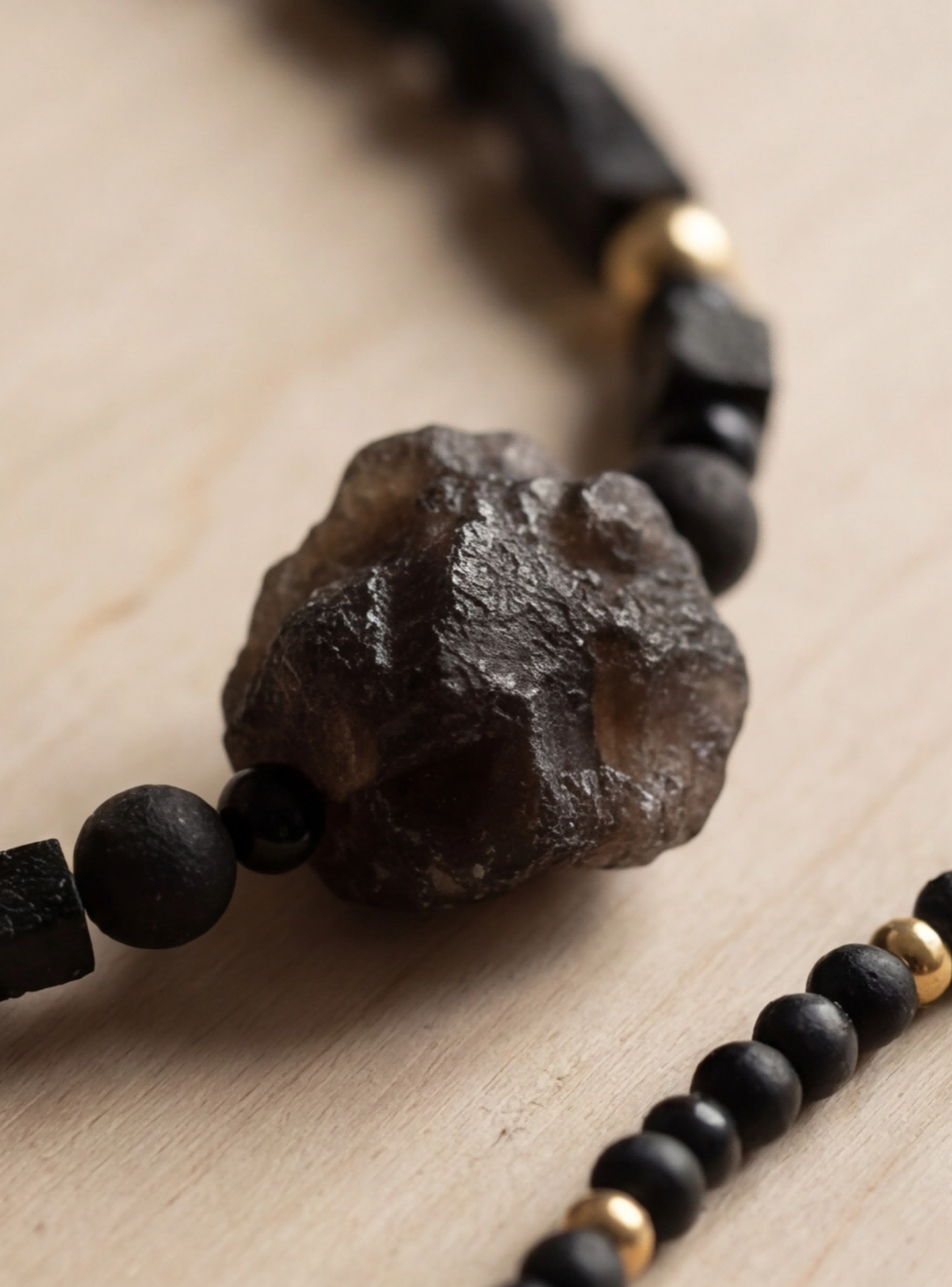 Obsidian · Midnight Black — Hands-Free Chain