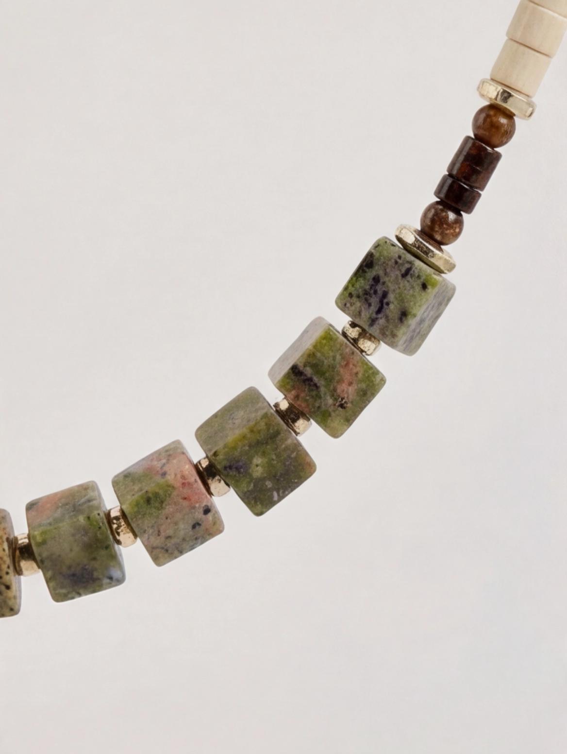 Jasper · Taupe — Hands-Free Chain
