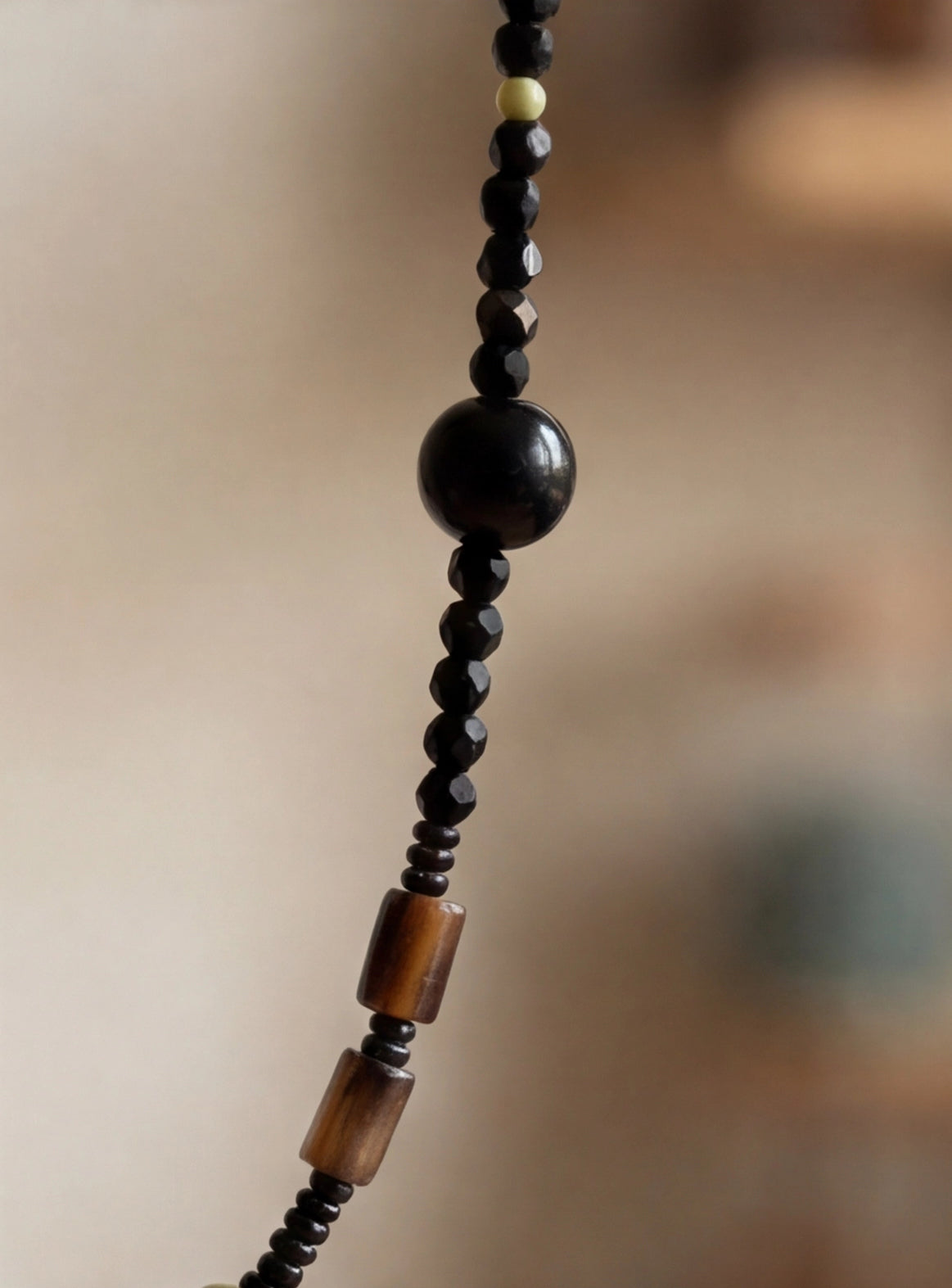 Olive Jasper · Moss Green — Hands-Free Chain