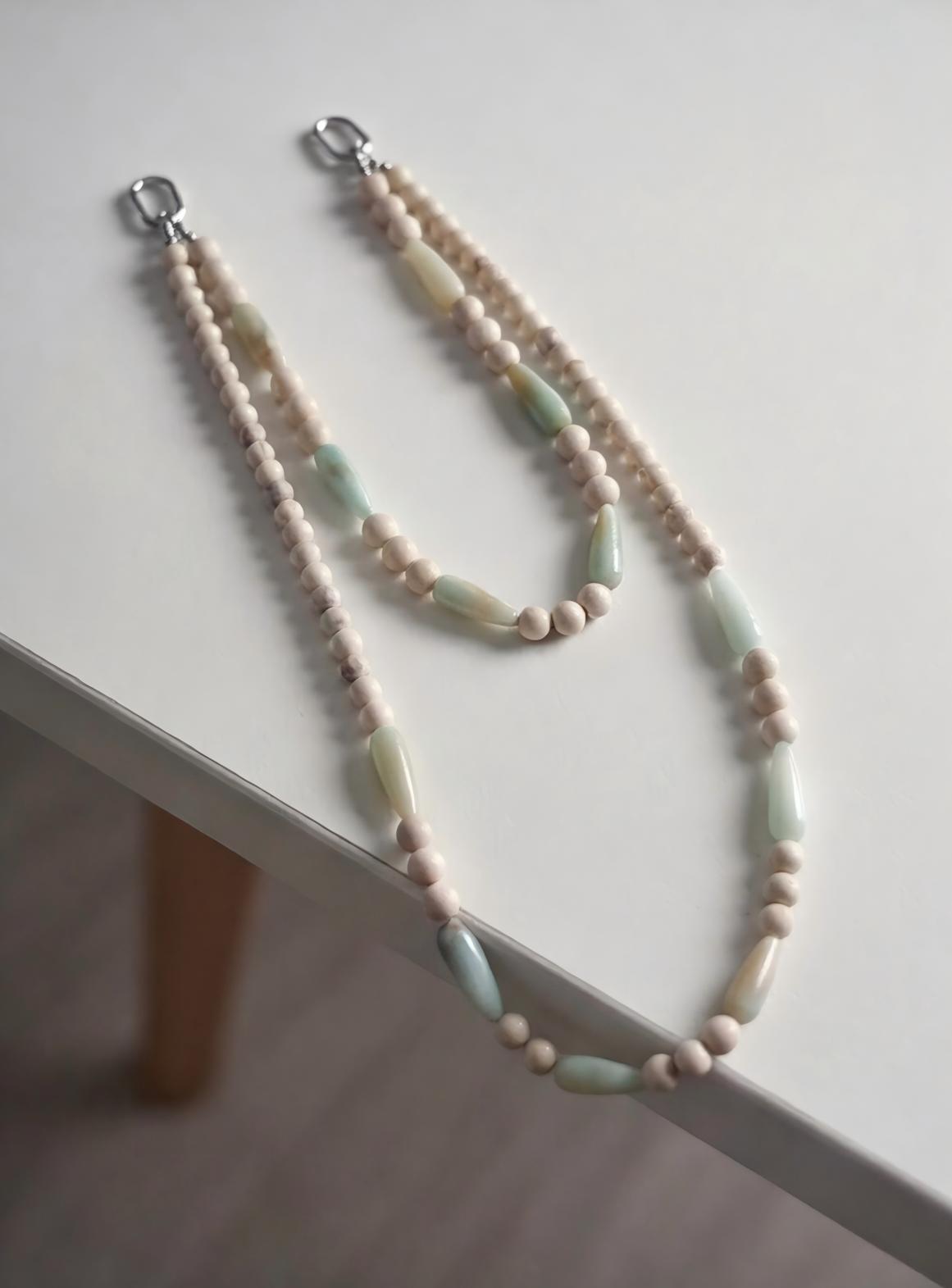 Sand Jasper · Warm Sand — Hands-Free Chain