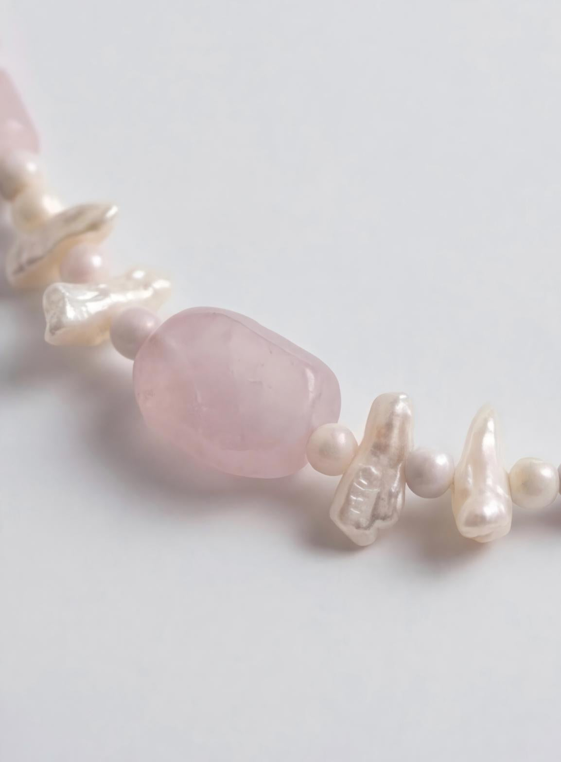 Rose Quartz · Dusty Rose — Hands-Free Chain