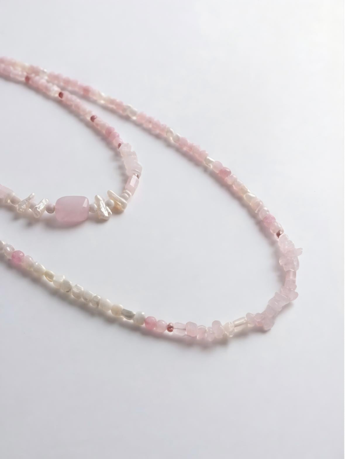 Rose Quartz · Dusty Rose — Hands-Free Chain