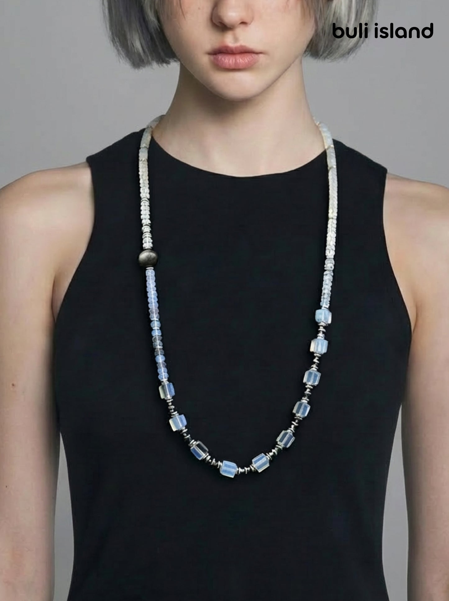Clear Quartz · Transparent — Hands-Free Chain